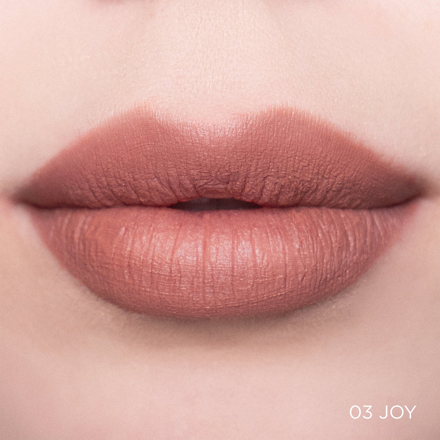 Labial liquido Velvet Lips Matte Adara CosmeticosVELVET LIPS