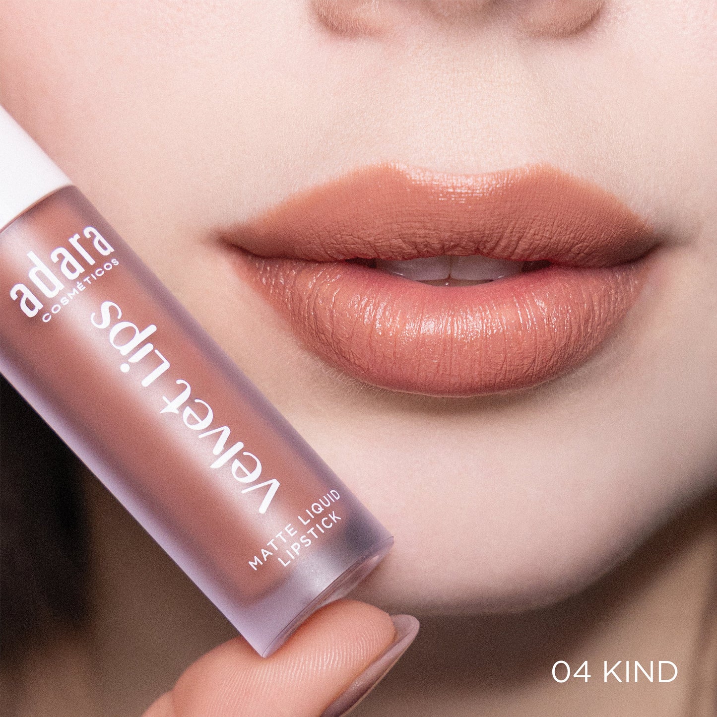Labial liquido Velvet Lips Matte Adara CosmeticosVELVET LIPS