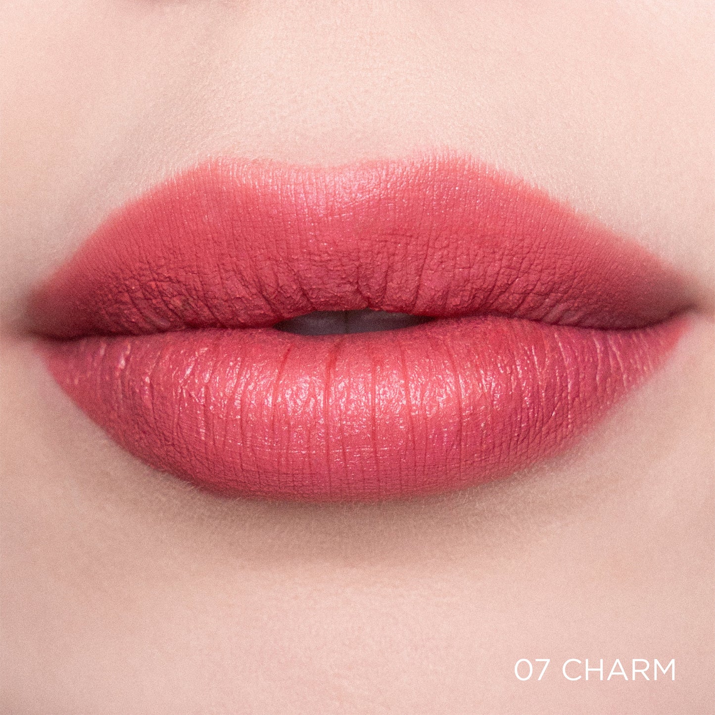 Labial liquido Velvet Lips Matte Adara CosmeticosVELVET LIPS