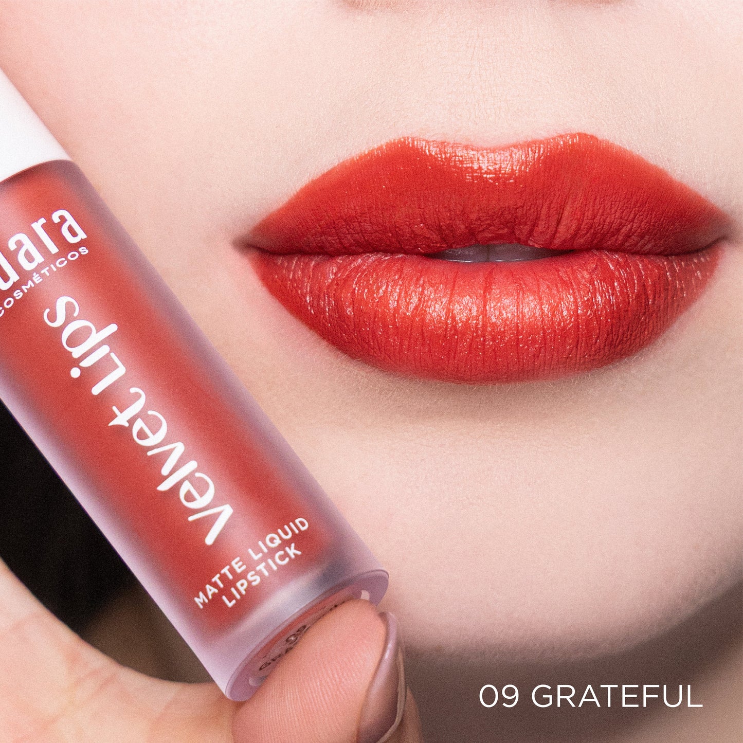 Labial liquido Velvet Lips Matte Adara CosmeticosVELVET LIPS