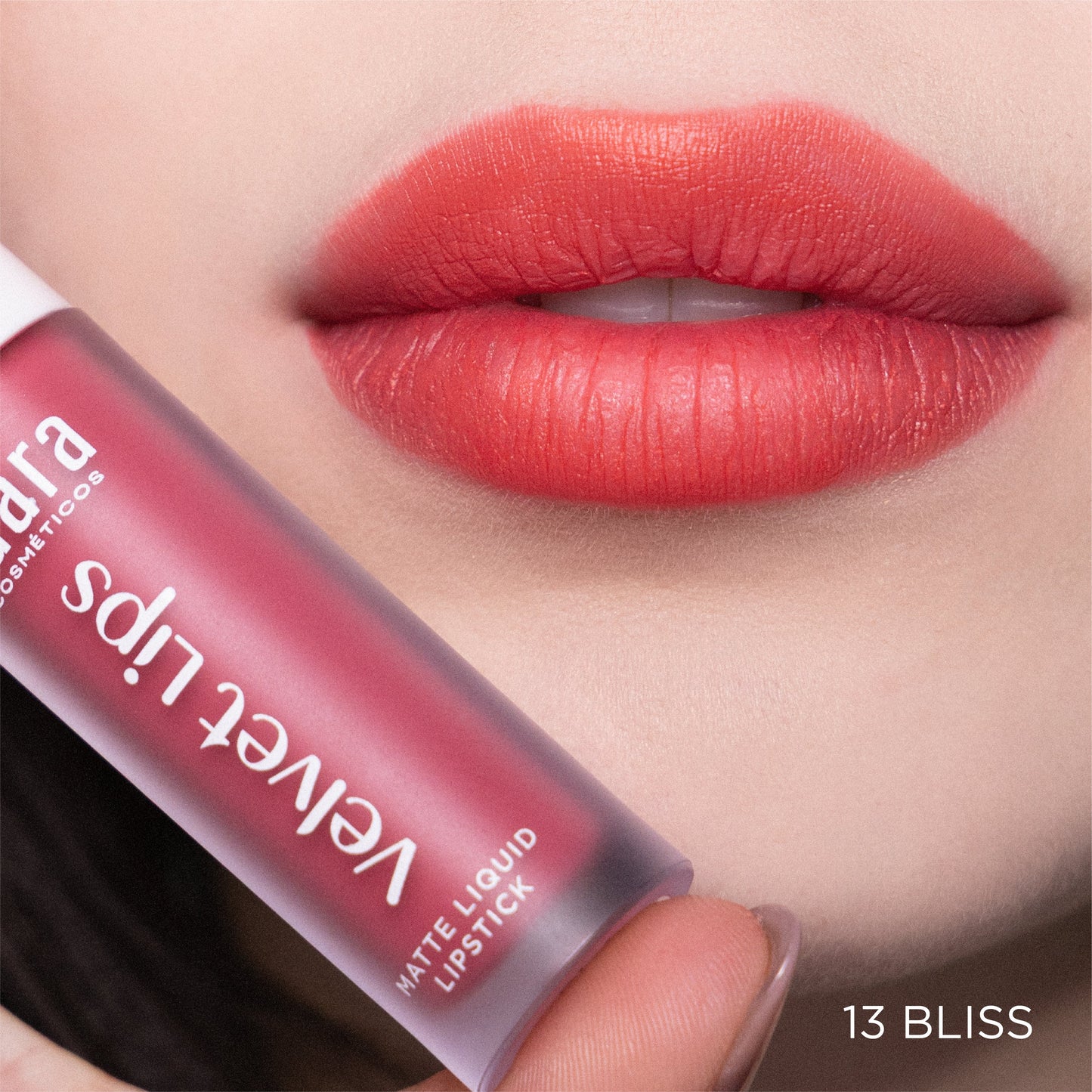 Labial liquido Velvet Lips Matte Adara CosmeticosVELVET LIPS