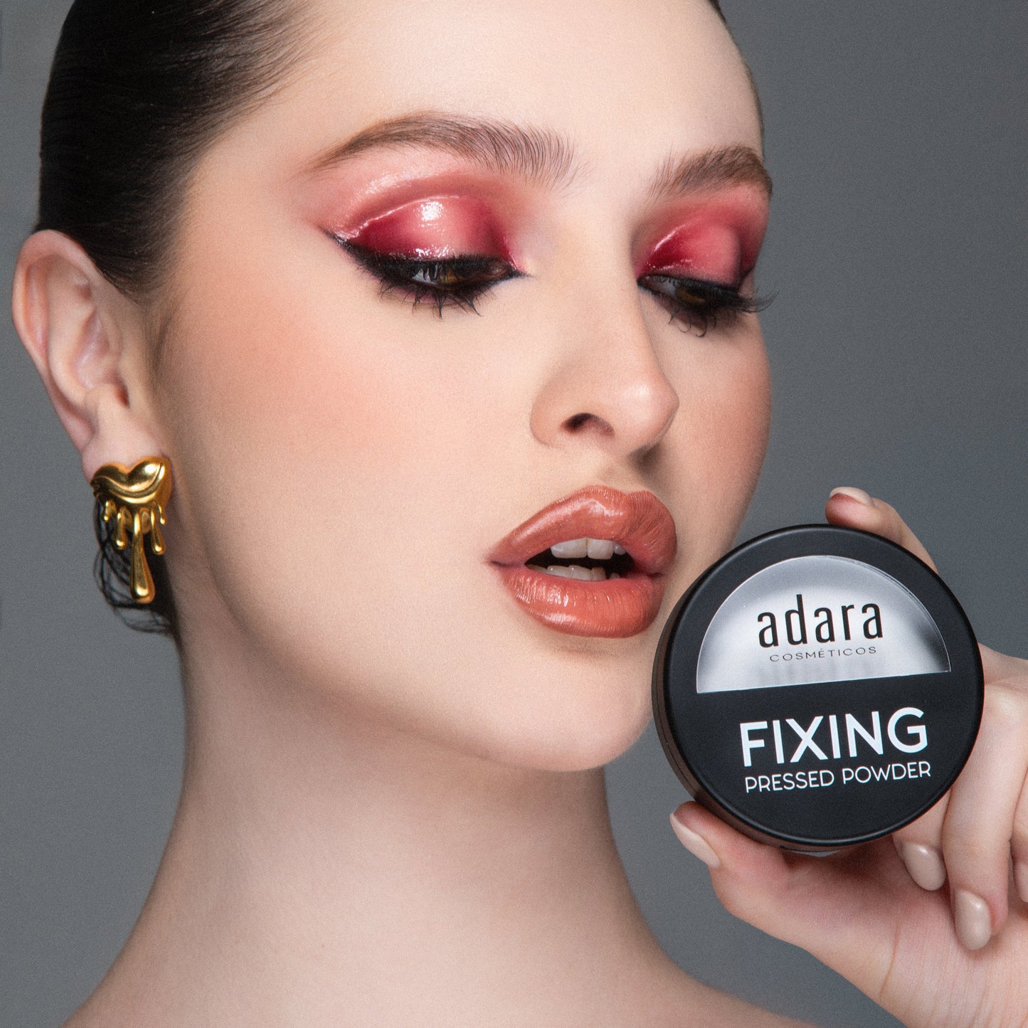 Polvo Compacto Traslucido Fixing Pressed Powder Adara Cosmeticos