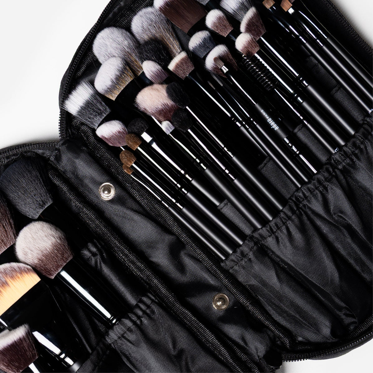 Portabrochas BRB01 Adara Cosméticos