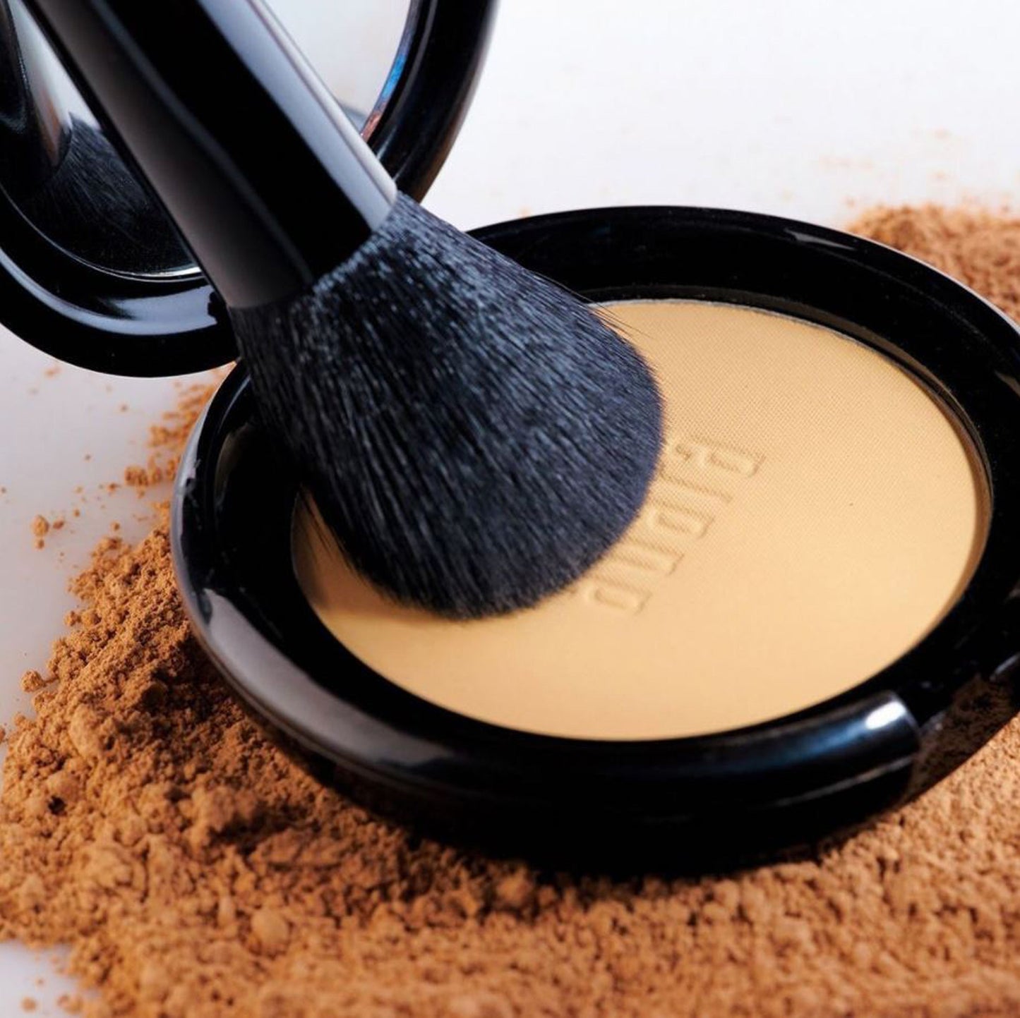Polvo Compacto Mineral Adara Cosmeticos