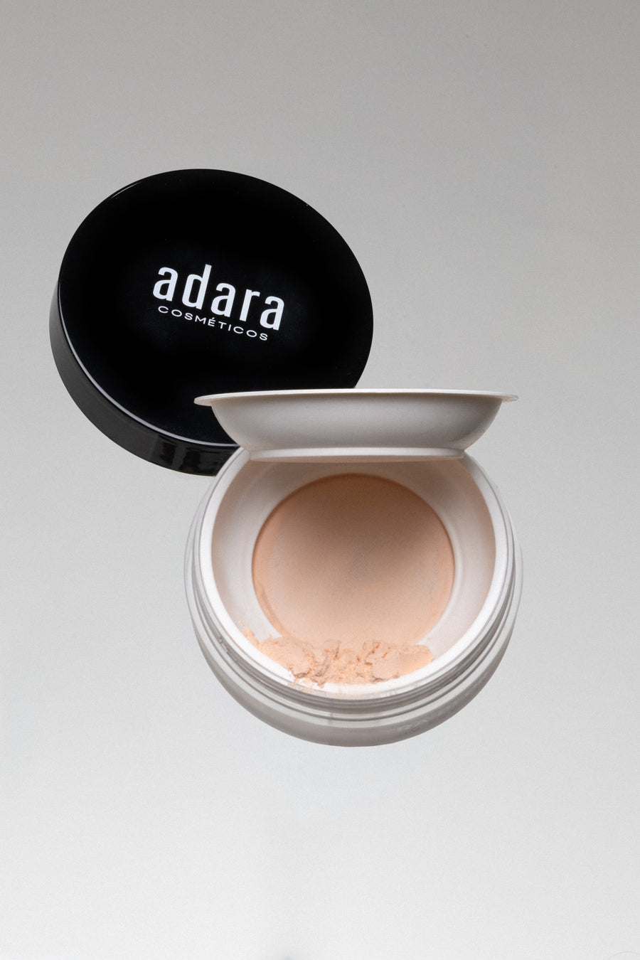 ULTRA BLUR SETTING POWDER imagen oficial Adara tono