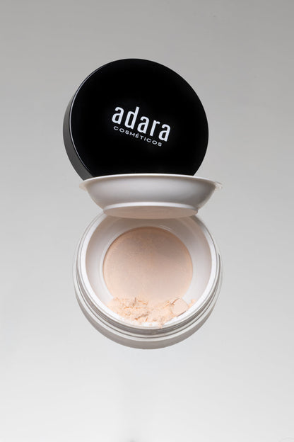 ULTRA BLUR SETTING POWDER imagen oficial Adara tono
