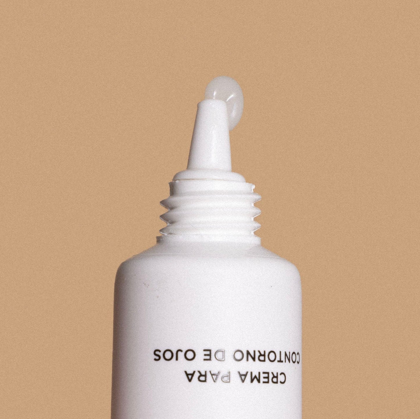 Crema contorno de ojos con Cafeina y Acido Hialuronico Adara Cosmeticos