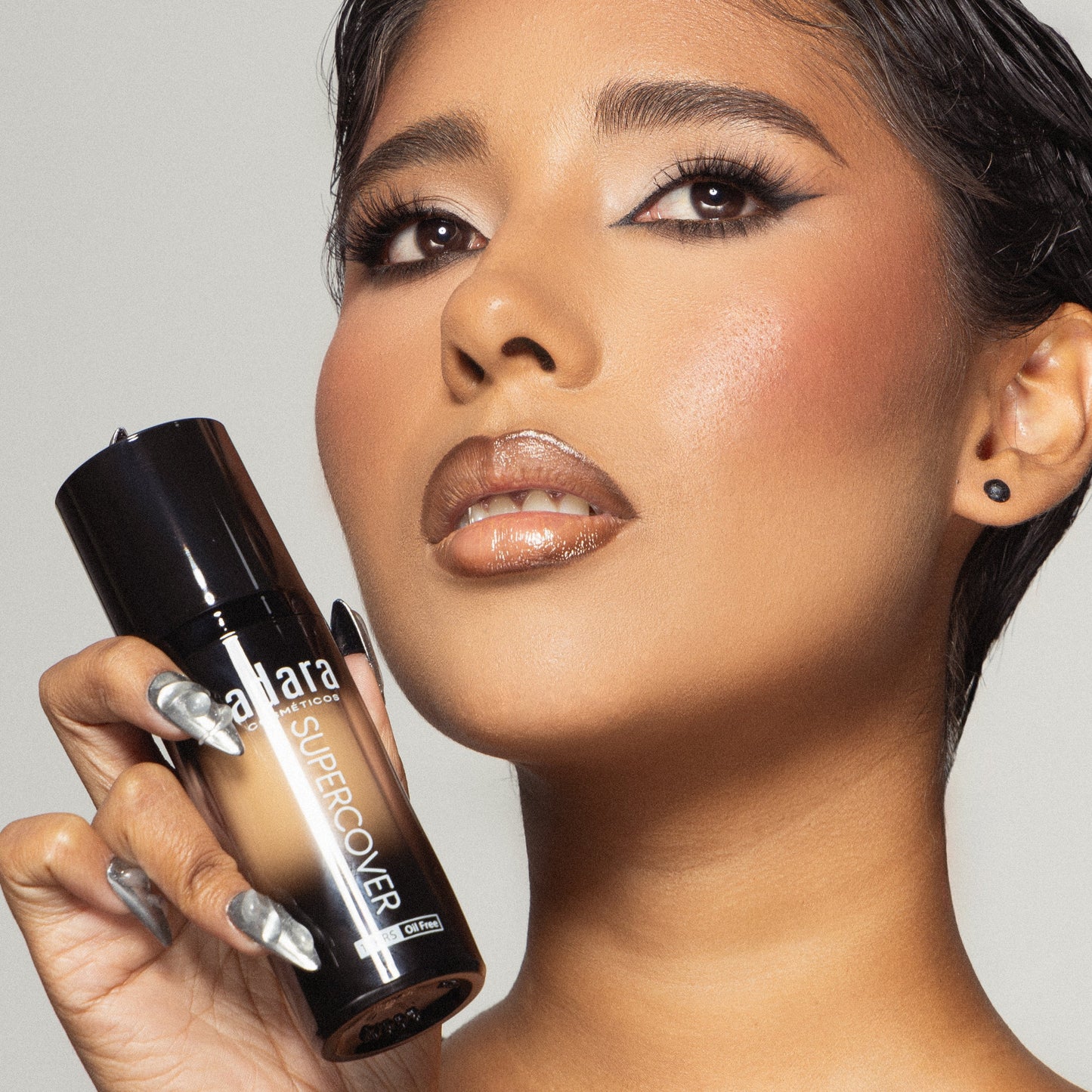 Maquillaje Super Cover Adara Cosmeticos