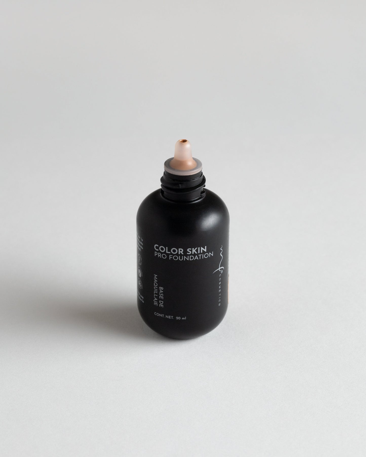 Maquillaje Color Skin PRO Foundation Mf Cosmetics (Marifer)