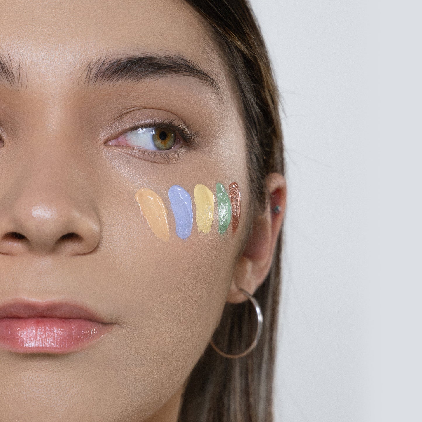 Corrector liquido Hidratante Studio Concealer Adara Cosmeticos