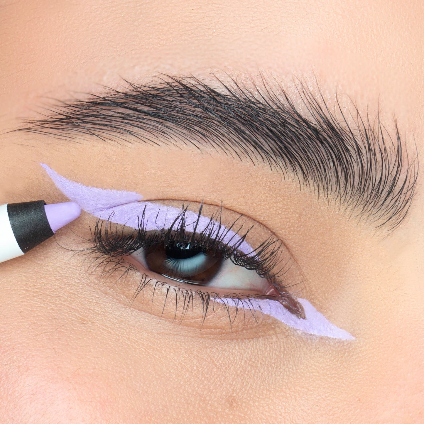 Lapiz Indeleble Day & Night Color Adara Cosmeticos
