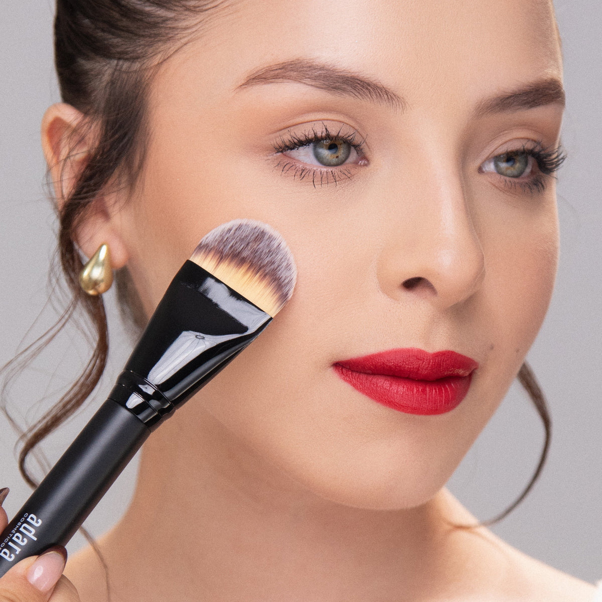 BA-170 BROCHA PLANA PARA MAQUILLAJE