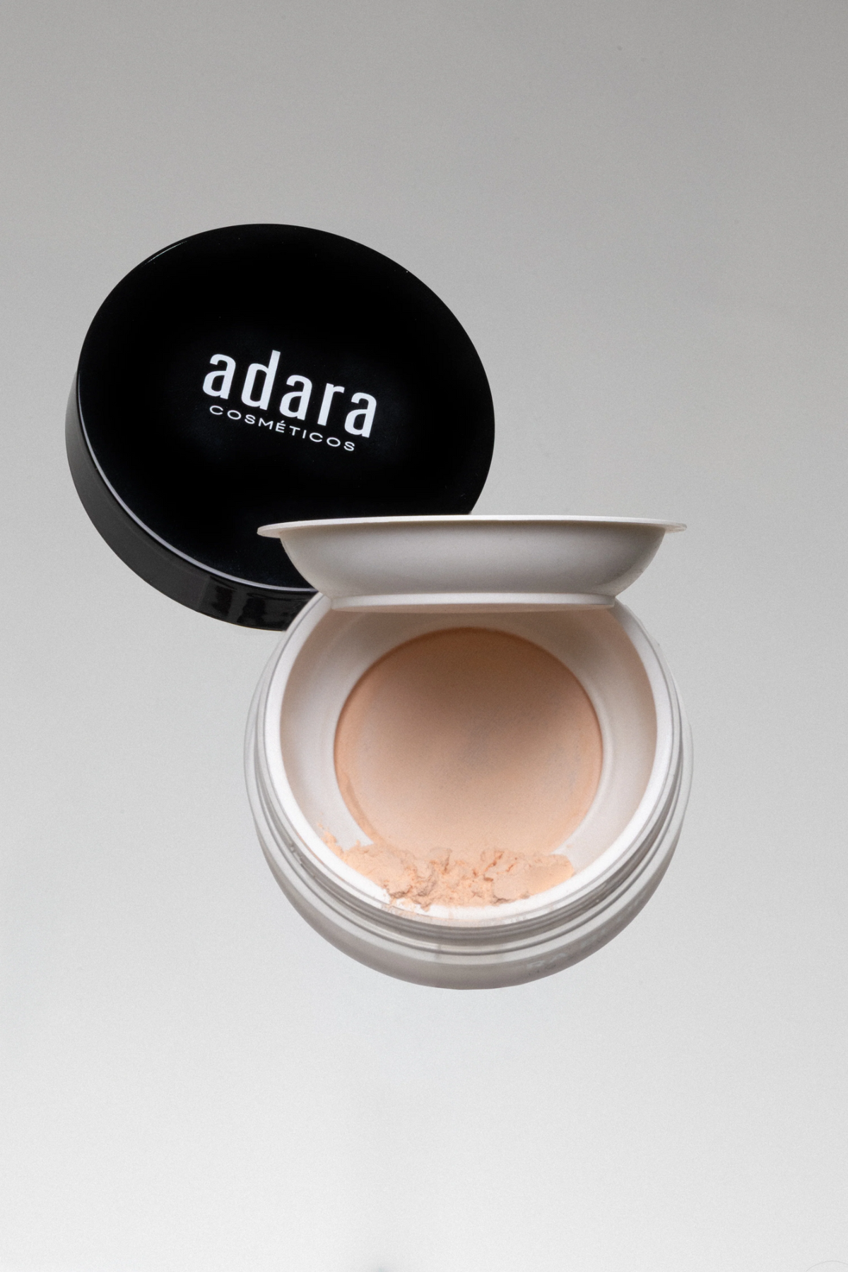 Ultra Blur Adara tono Traslucent Peach